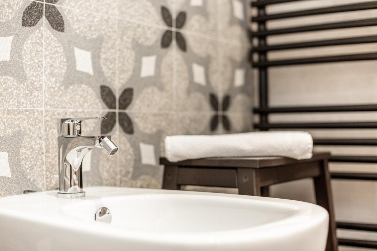 Ca' Marchesi Apartments Sernio Ngoại thất bức ảnh
